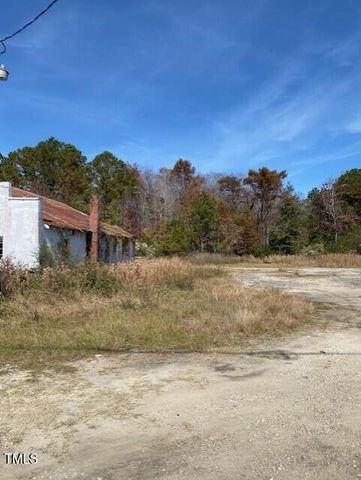 12055 E Nc 55, Dunn, NC 28334