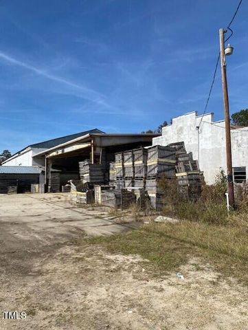 12055 E Nc 55, Dunn, NC 28334