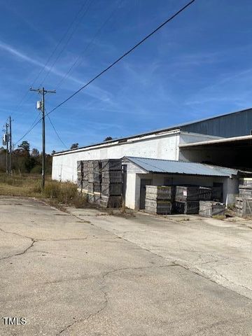 12055 E Nc 55, Dunn, NC 28334