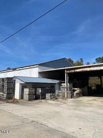 12055 E Nc 55, Dunn, NC 28334