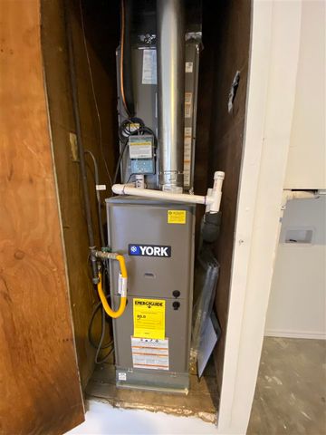 4607 NW Lincoln Ave, Lawton, OK 73505