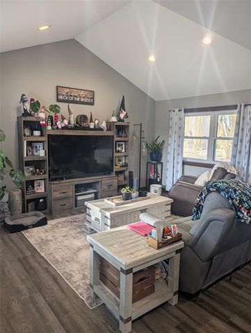 1812 Sloan Street, Eau Claire, WI 54703