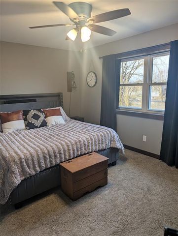 1812 Sloan Street, Eau Claire, WI 54703