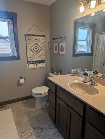 1812 Sloan Street, Eau Claire, WI 54703