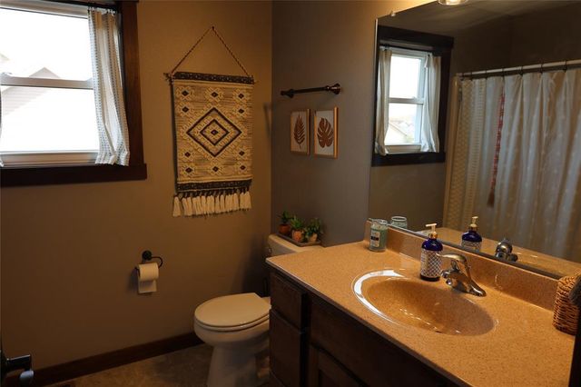 1812 Sloan Street, Eau Claire, WI 54703