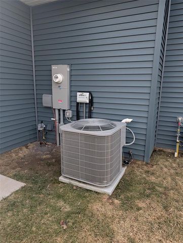 1812 Sloan Street, Eau Claire, WI 54703