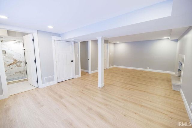 633 S Ravencrest Avenue, Bloomington, IN 47401