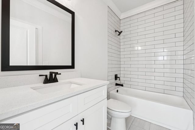 1573 Reserve Manor Court, Lawrenceville, GA 30043