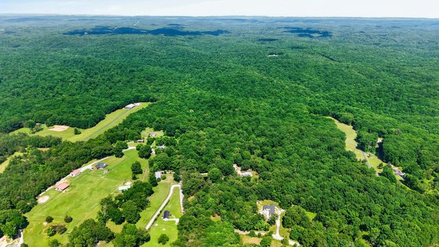 7190 Bahne Rd, Fairview, TN 37062