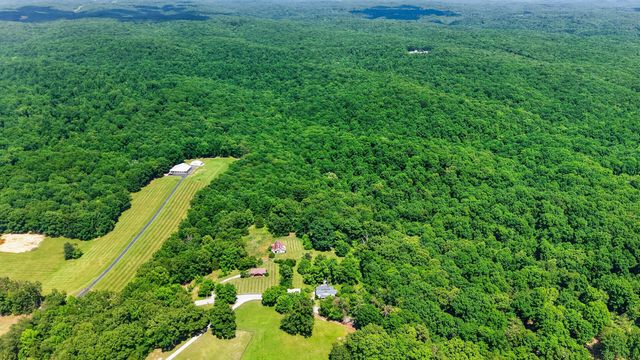 7190 Bahne Rd, Fairview, TN 37062
