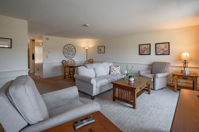 8 Veterans Road Unit 8, Amherst, NH 03031