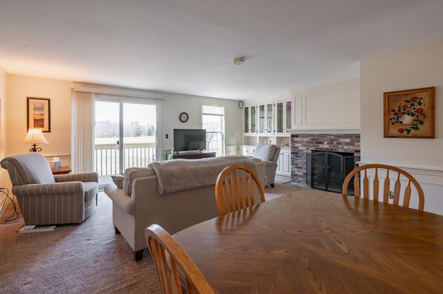 8 Veterans Road Unit 8, Amherst, NH 03031