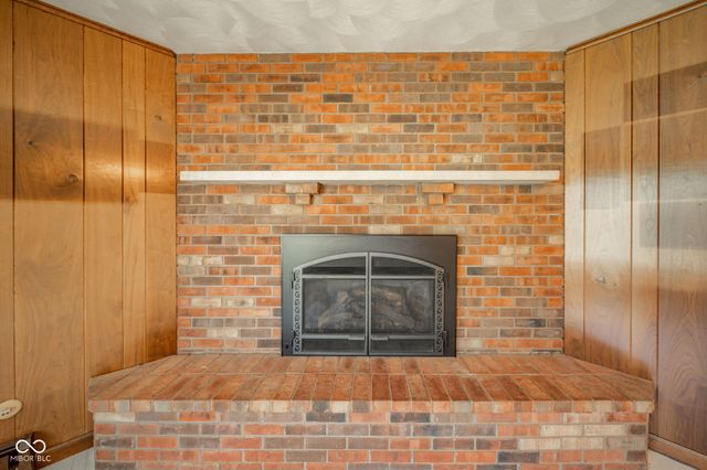 1016 Brunswick Way, Anderson, IN 46012