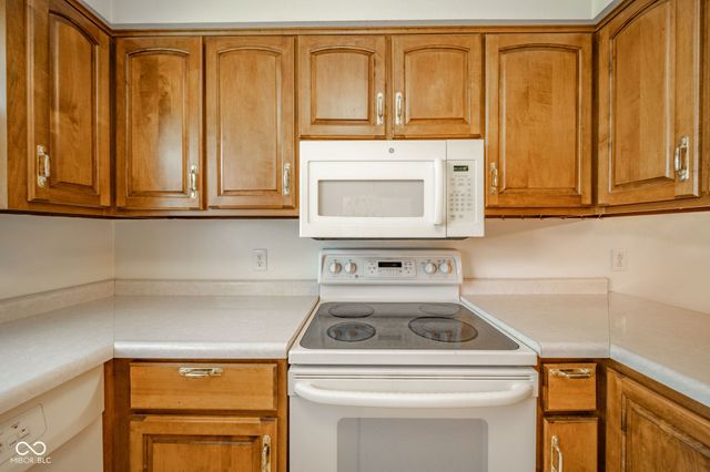 1016 Brunswick Way, Anderson, IN 46012