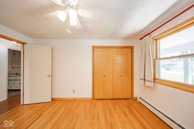 1016 Brunswick Way, Anderson, IN 46012