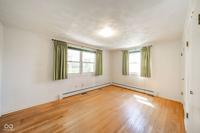 1016 Brunswick Way, Anderson, IN 46012