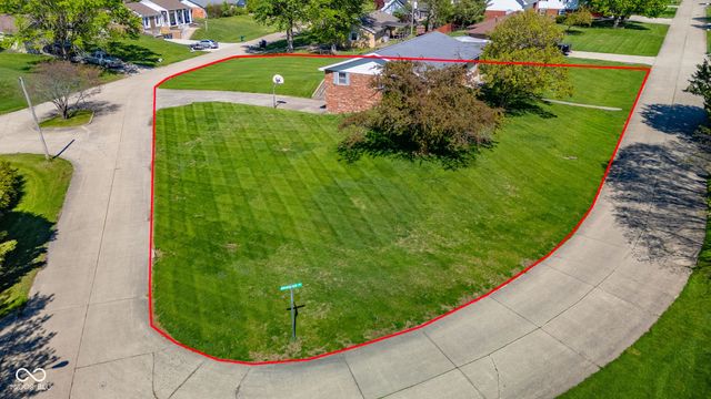 1016 Brunswick Way, Anderson, IN 46012