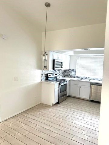 1548 W Sahuaro Drive Apt 4, Phoenix, AZ 85029