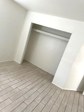 1548 W Sahuaro Drive Apt 4, Phoenix, AZ 85029