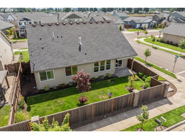 1917 N HYSSOP St, Canby, OR 97013