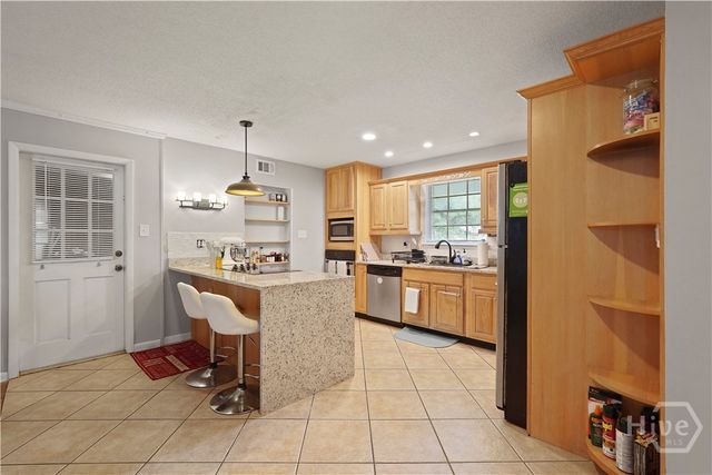 631 Valleybrook Road, Savannah, GA 31419