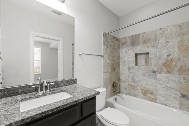 702 N Shepherd Drive, Houston, TX 77007