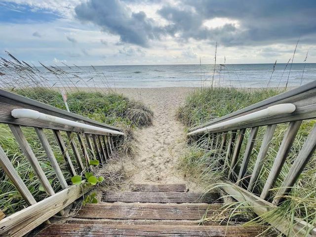 10102 S Ocean Drive 107, Jensen Beach, FL 34957