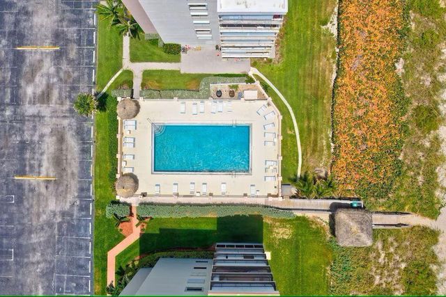 10102 S Ocean Drive 107, Jensen Beach, FL 34957