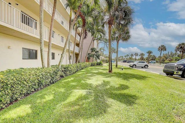 10102 S Ocean Drive 107, Jensen Beach, FL 34957