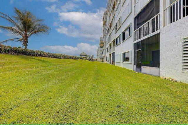 10102 S Ocean Drive 107, Jensen Beach, FL 34957