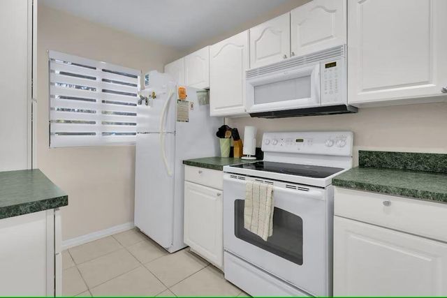 10102 S Ocean Drive 107, Jensen Beach, FL 34957