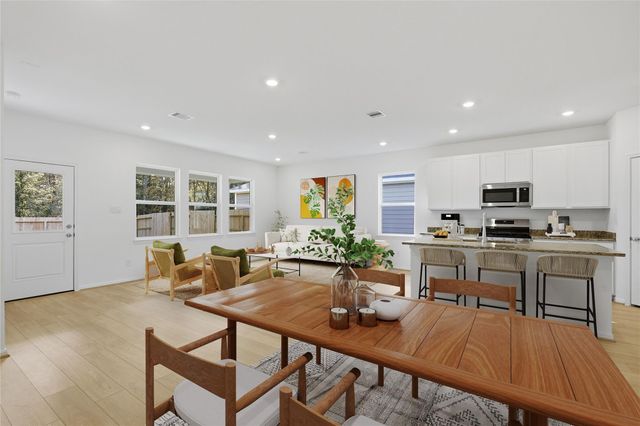 131 Daylight Crest Drive, Crosby, TX 77532