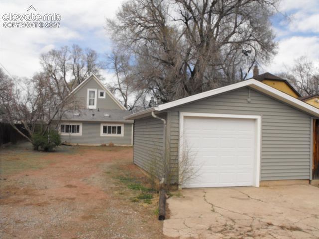 1423 W Cucharras Street, Colorado Springs, CO 80904