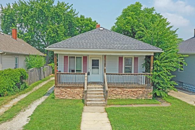2612 75th STREET, Kenosha, WI 53143