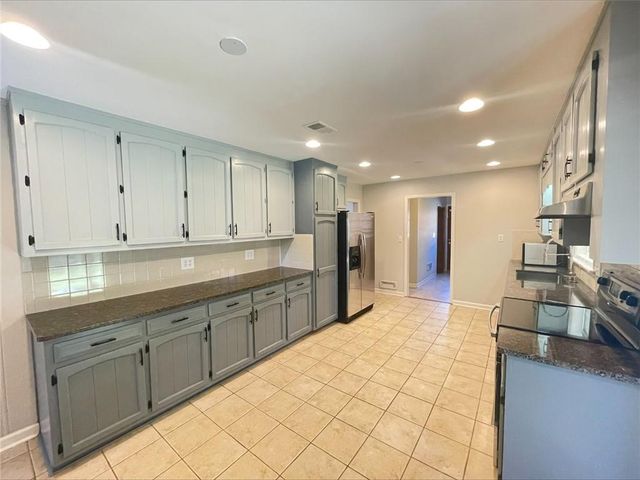 481 Virginia Place SE, Marietta, GA 30067