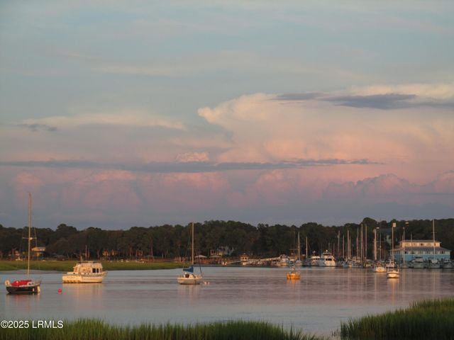 1202 Barnwell Bluff, Beaufort, SC 29902