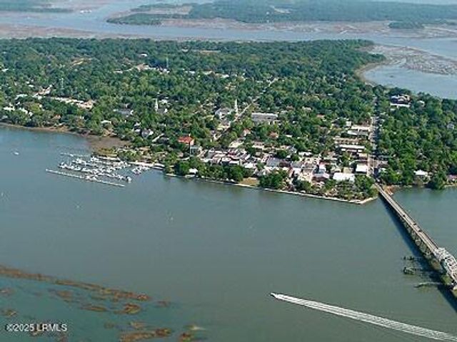 1202 Barnwell Bluff, Beaufort, SC 29902