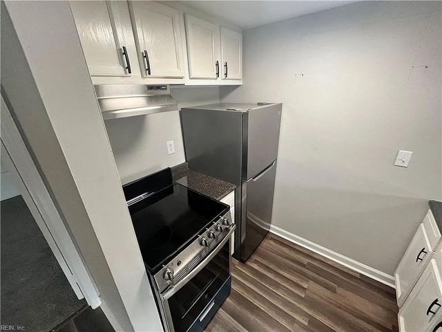 151 Pacific DR 4, Hampton, VA 23666