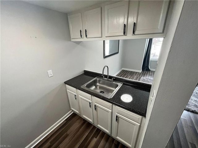 151 Pacific DR 4, Hampton, VA 23666