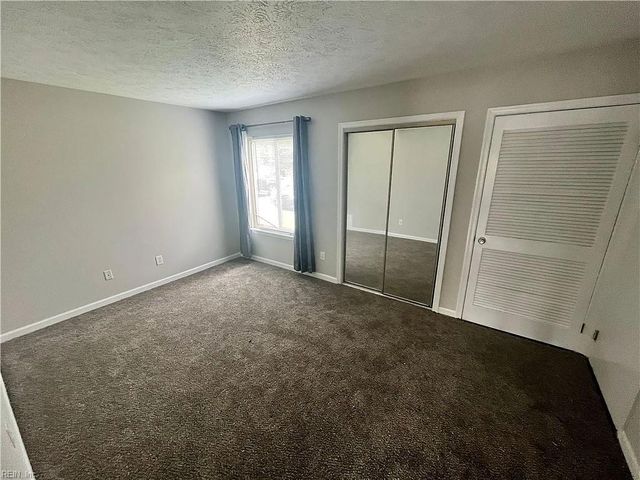 151 Pacific DR 4, Hampton, VA 23666