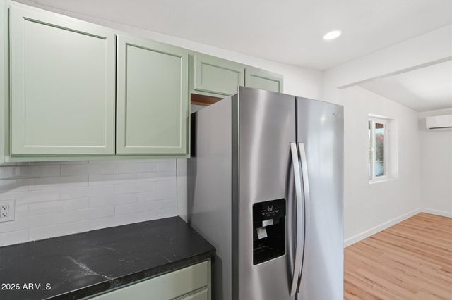 2230 W CAMBRIDGE Avenue, Phoenix, AZ 85009