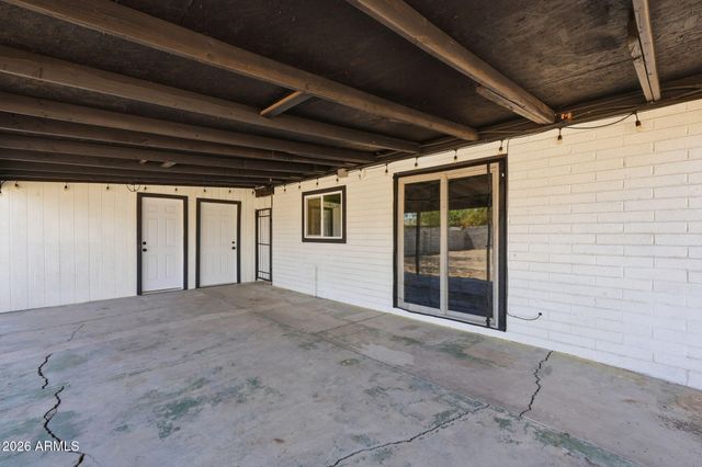 2230 W CAMBRIDGE Avenue, Phoenix, AZ 85009