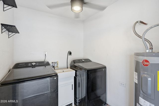 2230 W CAMBRIDGE Avenue, Phoenix, AZ 85009