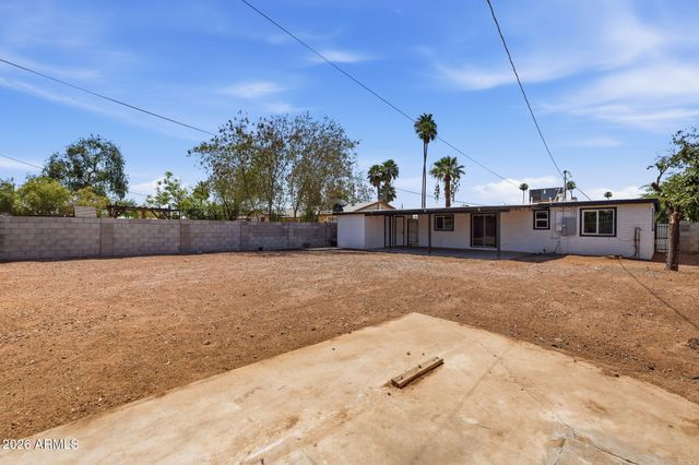 2230 W CAMBRIDGE Avenue, Phoenix, AZ 85009