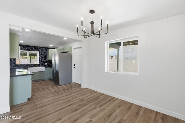 2230 W CAMBRIDGE Avenue, Phoenix, AZ 85009