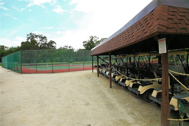 6028 OAK CREEK LANE 1931, Bradenton, FL 34210