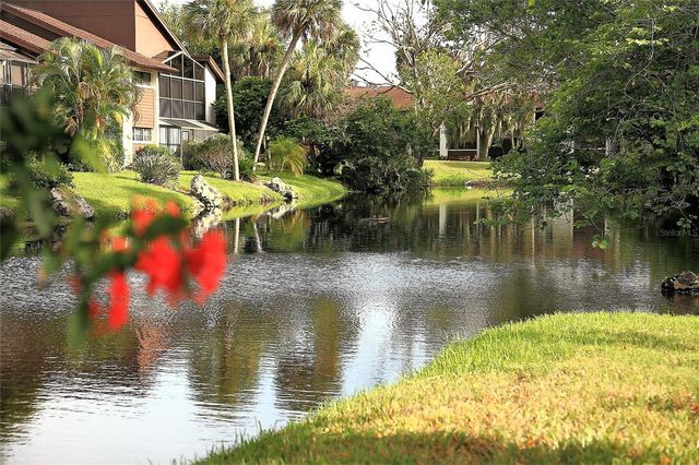 6028 OAK CREEK LANE 1931, Bradenton, FL 34210