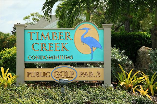 6028 OAK CREEK LANE 1931, Bradenton, FL 34210