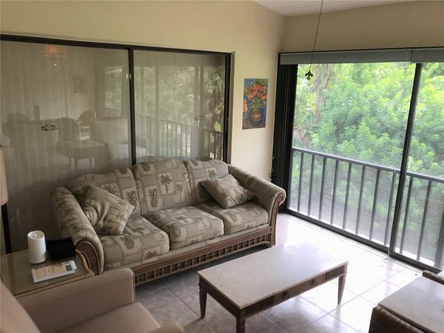 6028 OAK CREEK LANE 1931, Bradenton, FL 34210