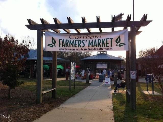 130 Two Hills Drive 306b, Carrboro, NC 27510